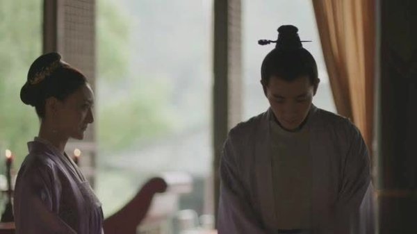 开云体育(中国)官方网站是以她就多样挑荣飞燕的刺-开云(中国